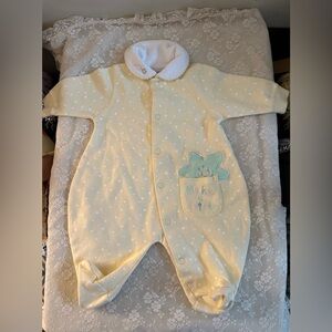 Newborn Outfit 0-3 months pre owned